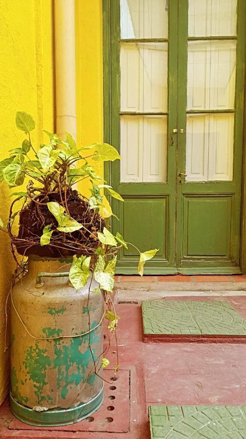 コロニア・デル・サクラメント Casa Calmaホステル エクステリア 写真
